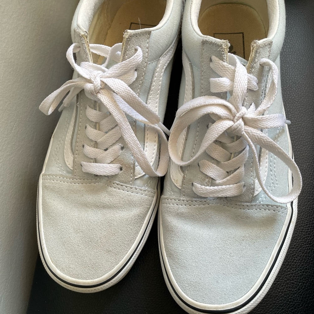 Vans - Picture 4 of 5